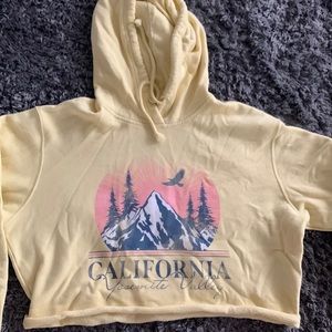 brand new hollister yellow hoodie